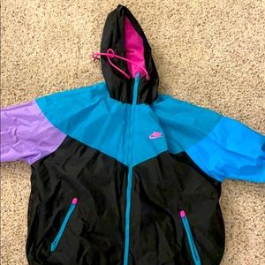 NIKE WINDBREAKER JACKET